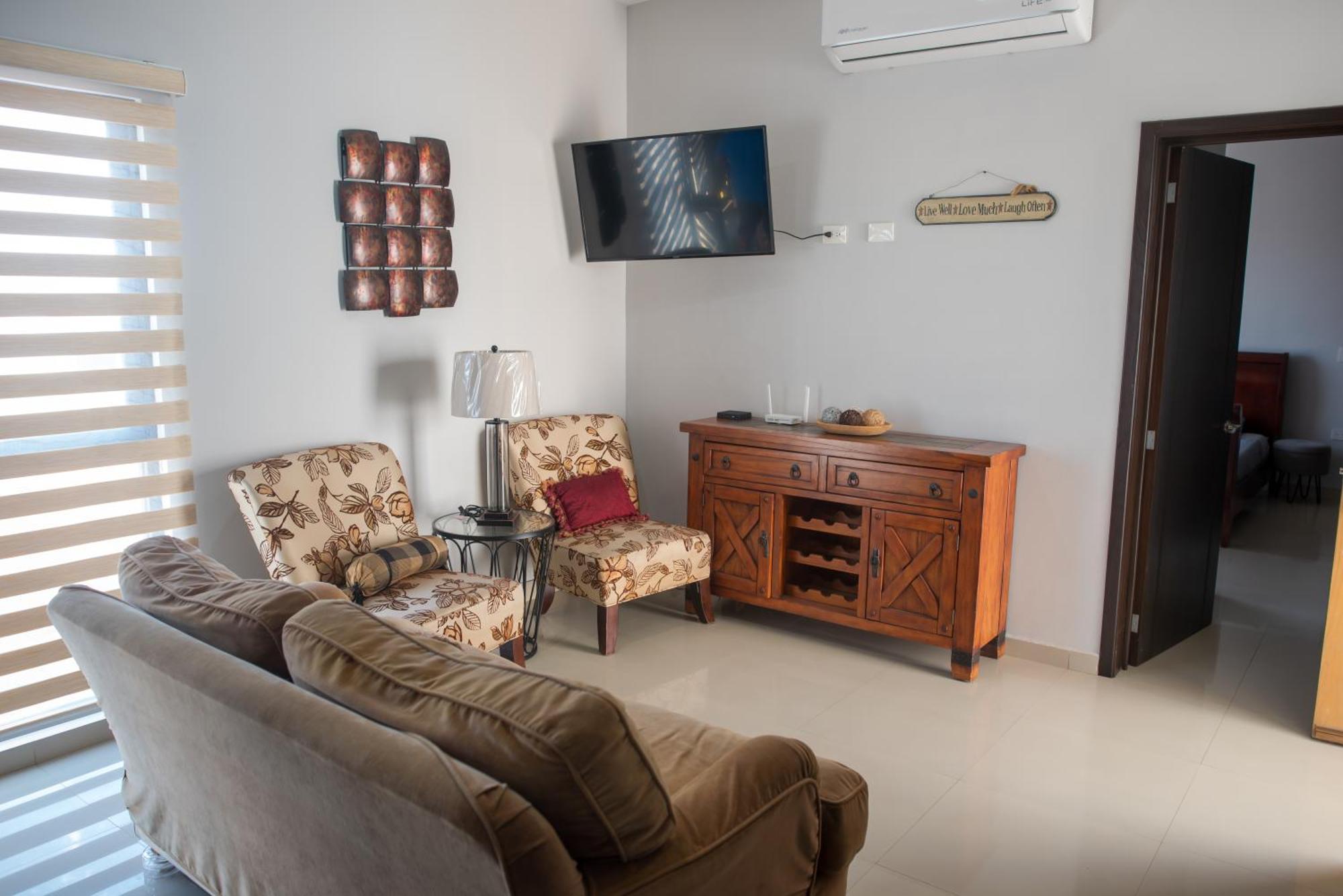2Br/2Ba Condo 1 Block To Ocean! - Unit #5 Mazatlán Kültér fotó